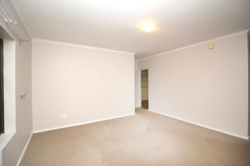 2 Bedroom Property for Sale in Linkside Western Cape